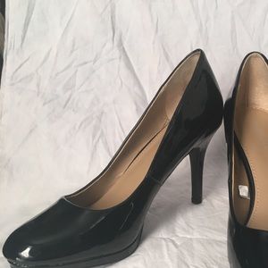 Black patent leather high heels